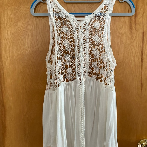 Boho Lace Back Tank - Picture 3 of 3